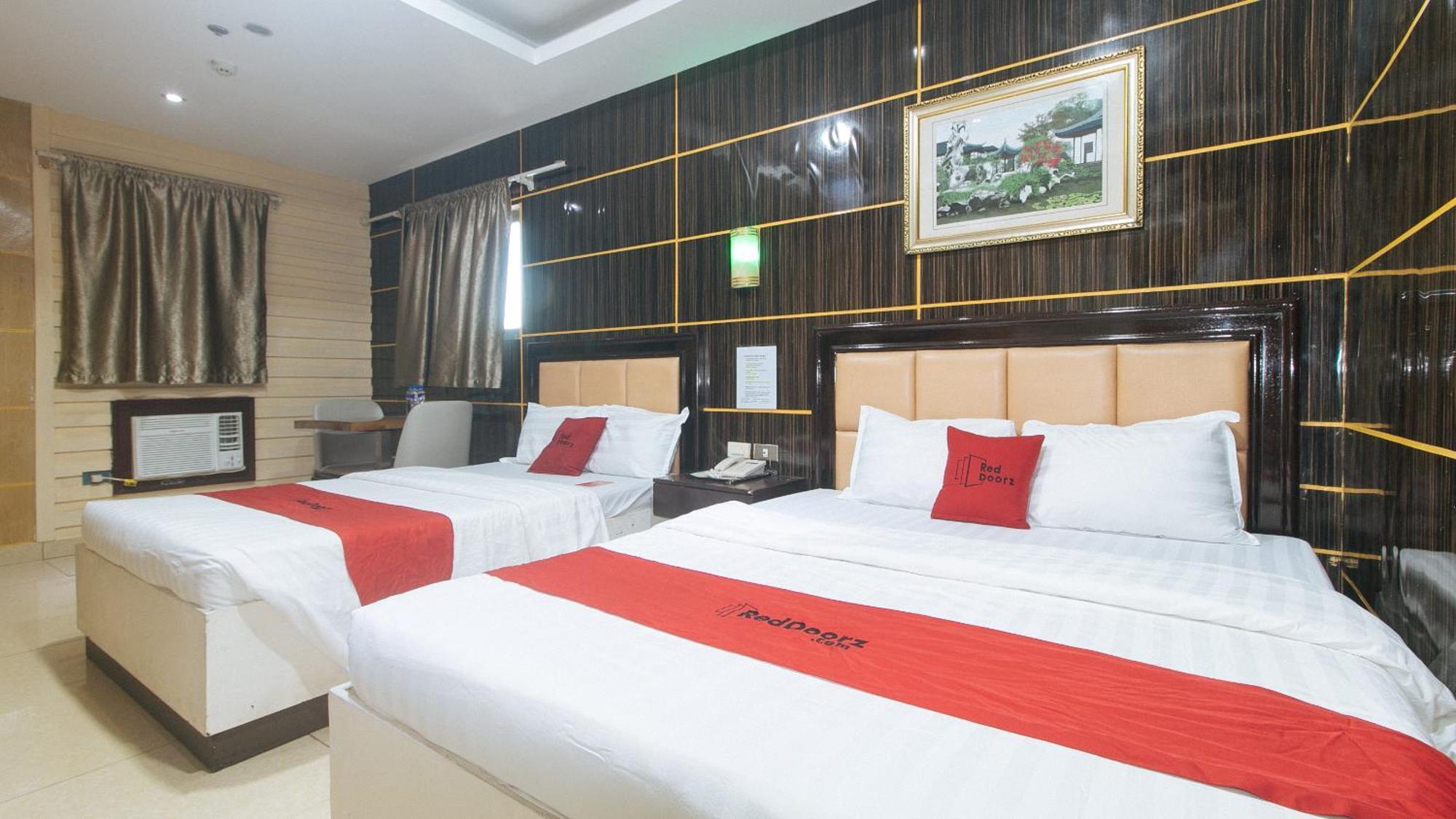 Reddoorz At Winter Hotel Araneta Quezon City Buitenkant foto
