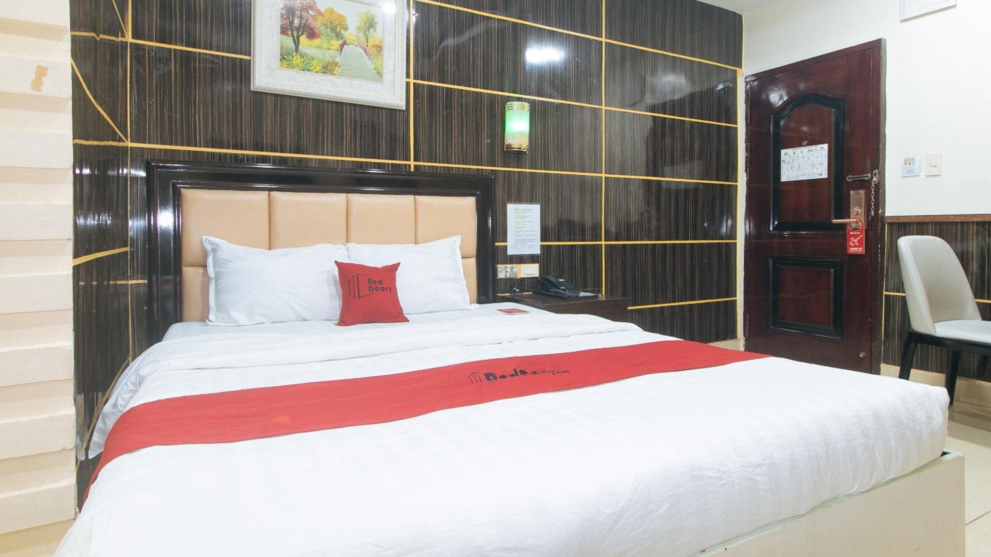 Reddoorz At Winter Hotel Araneta Quezon City Buitenkant foto